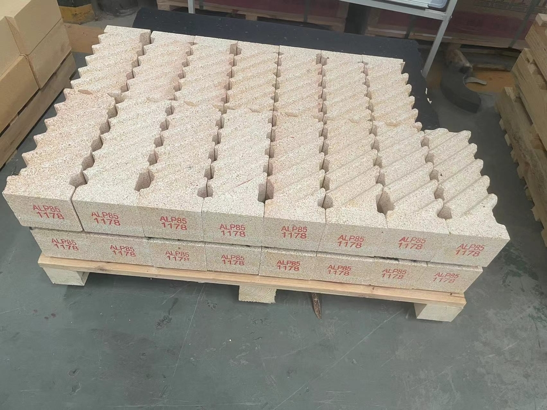 Yüksek sıcaklık uygulamaları için yüksek alümina krom zirkon yanıcı tuğlalar SK-36